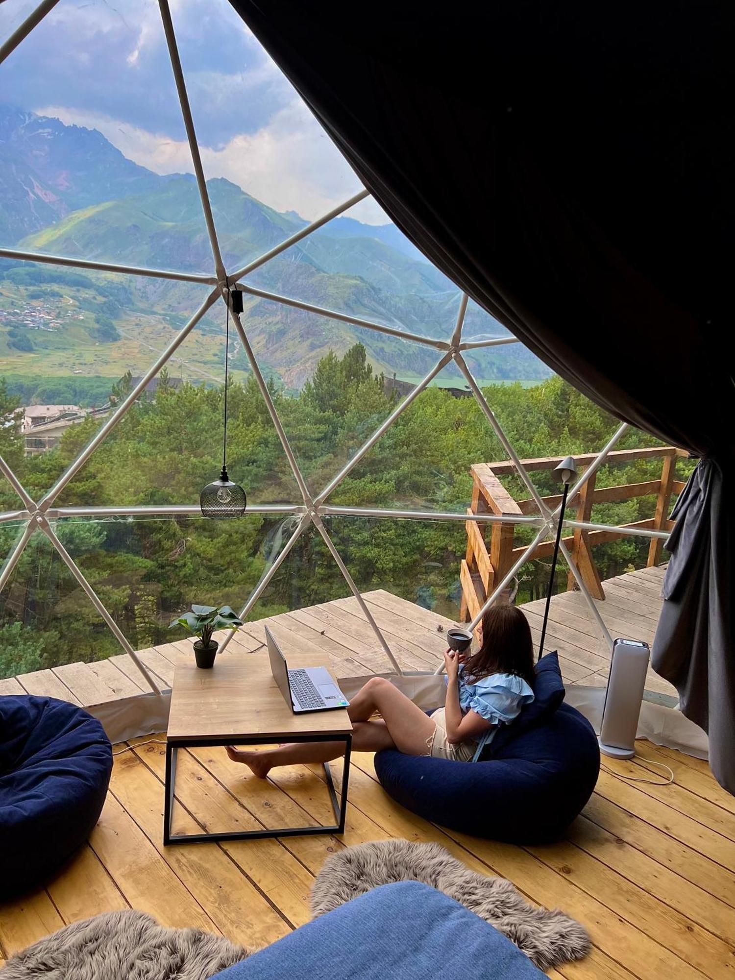 Hotel Elia Glamping Kazbegi Exterior foto